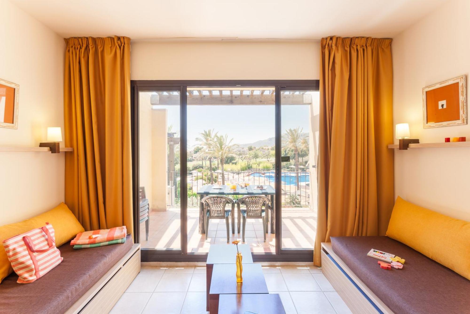 Pierre & Bonavista De Bonmont Hotel 3*